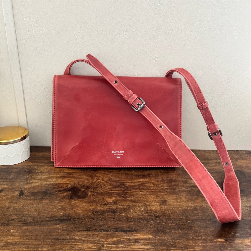Matt & Nat Red Crossbody Bag